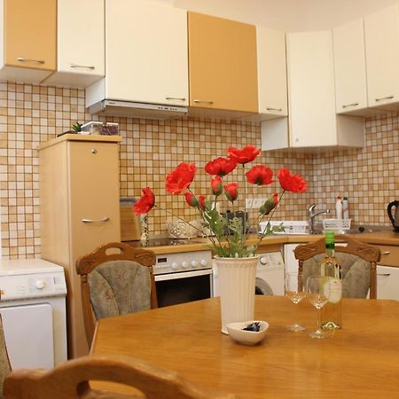 Vito Apartman Eger Zewnętrze zdjęcie