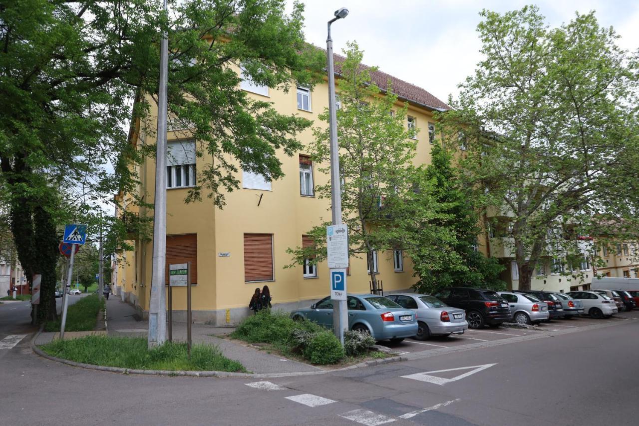 Vito Apartman Eger Zewnętrze zdjęcie