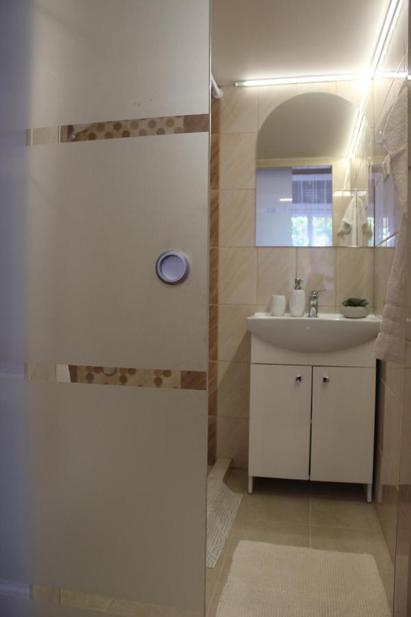 Vito Apartman Eger Zewnętrze zdjęcie
